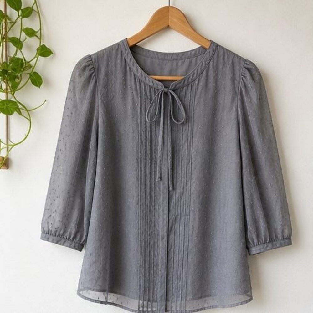 Gray Puff Sleeve Top